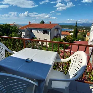 apartments-beceic.primorje-gorskikotar.com/
